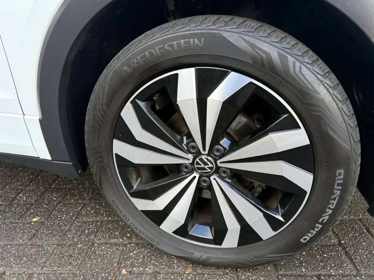 1.0 TSI R-Line VIRTUEEL/ACC *ALL-IN PRIJS*