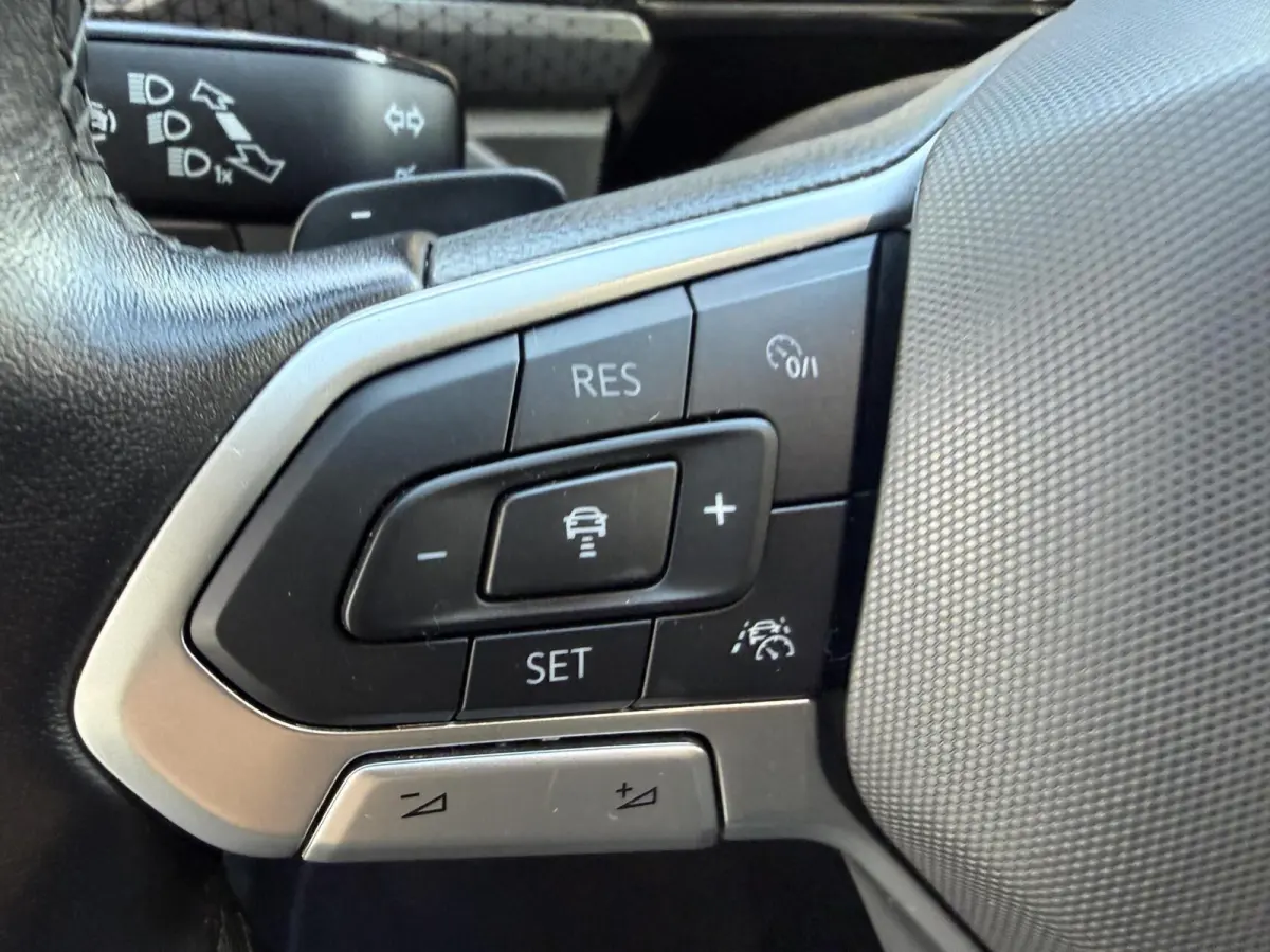 1.0 TSI R-Line VIRTUEEL/ACC *ALL-IN PRIJS*