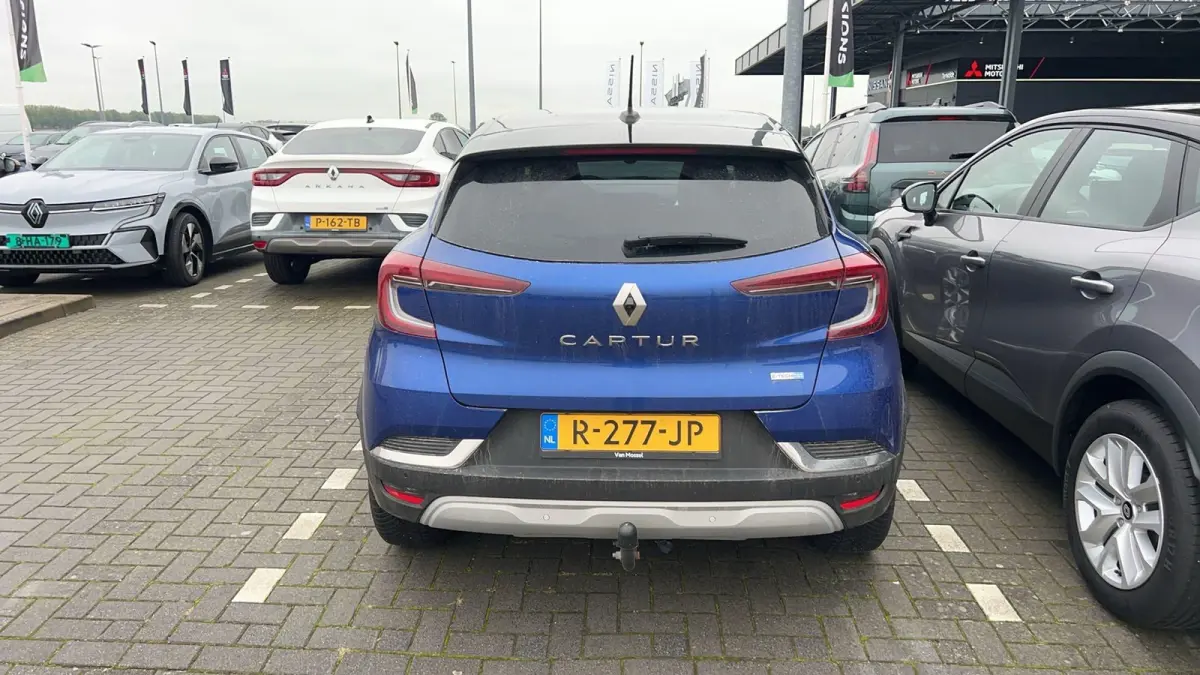 E-TECH plug-in hybrid 160 Intens | trekhaak | navigatie | achteruitrijcamera |