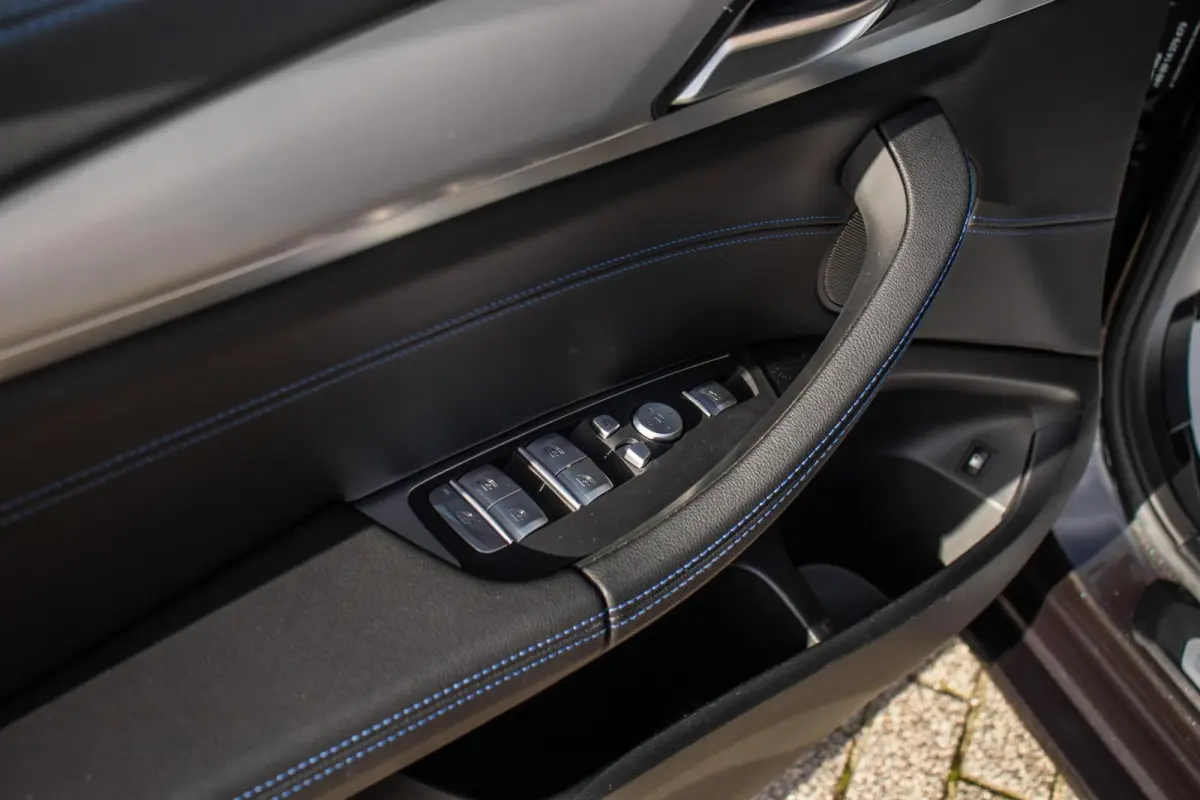 xDrive30e LCI M-Sport, VOL!, SOH 93%, Laser, Pano,H&K