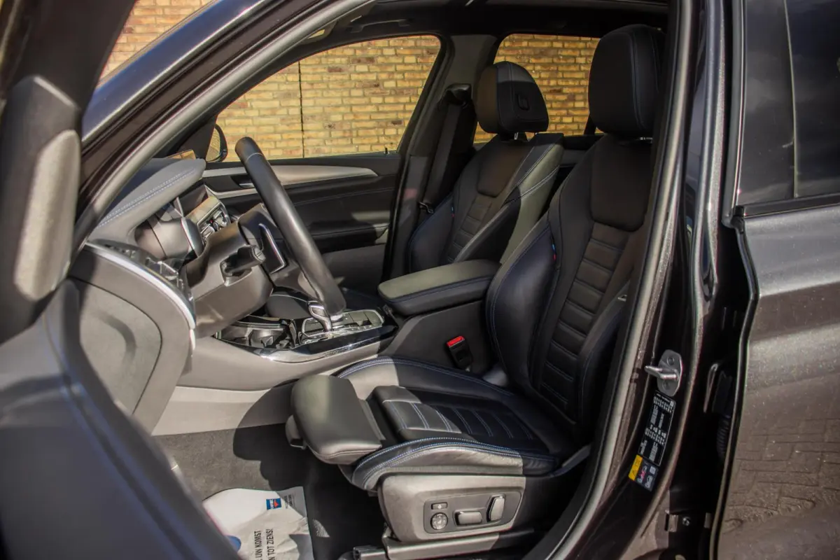 xDrive30e LCI M-Sport, VOL!, SOH 93%, Laser, Pano,H&K