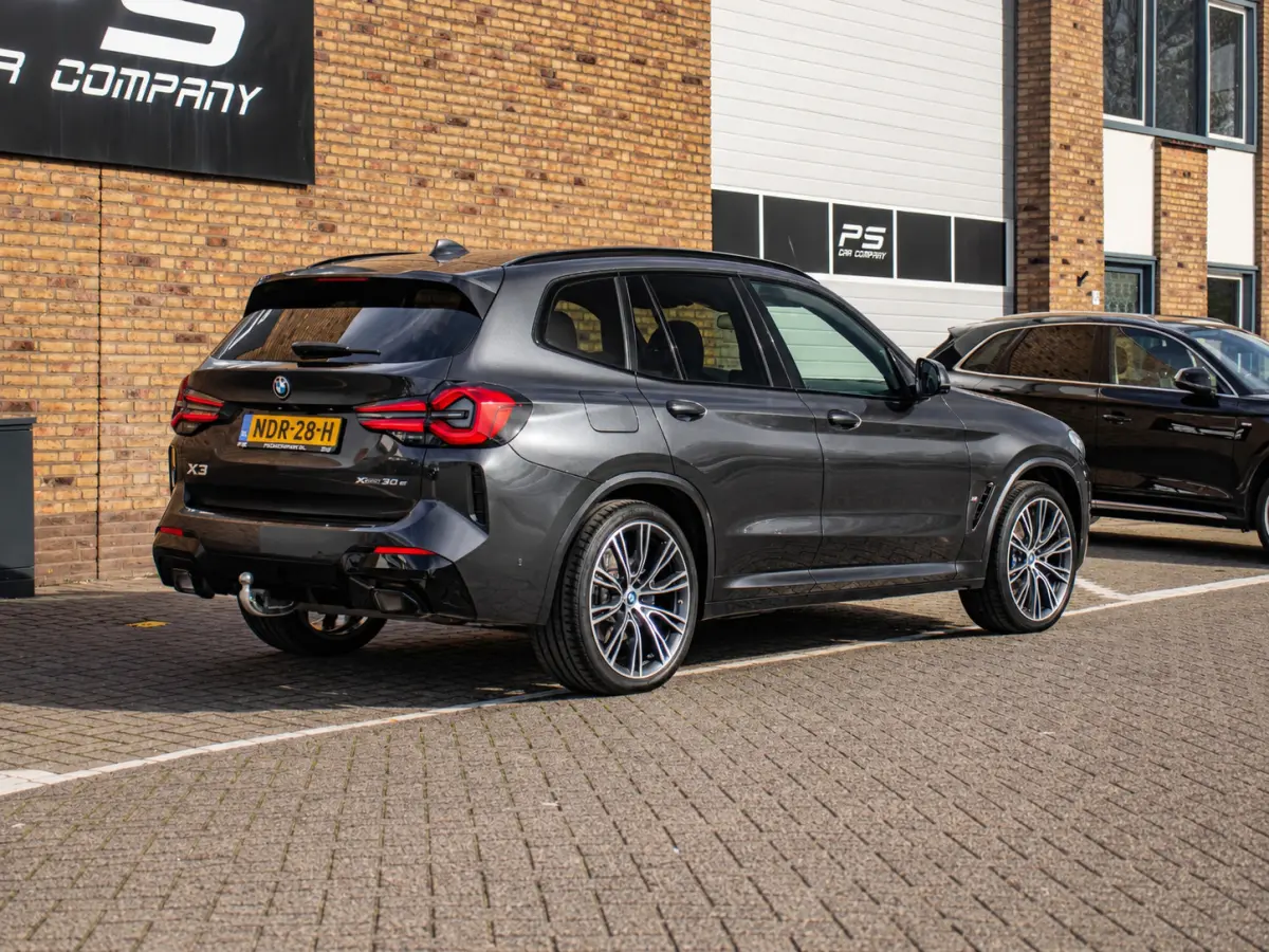 xDrive30e LCI M-Sport, VOL!, SOH 93%, Laser, Pano,H&K