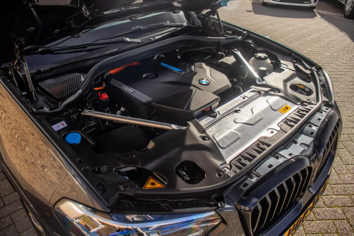 xDrive30e LCI M-Sport, VOL!, SOH 93%, Laser, Pano,H&K