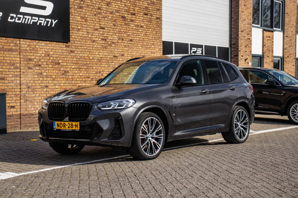 xDrive30e LCI M-Sport, VOL!, SOH 93%, Laser, Pano,H&K