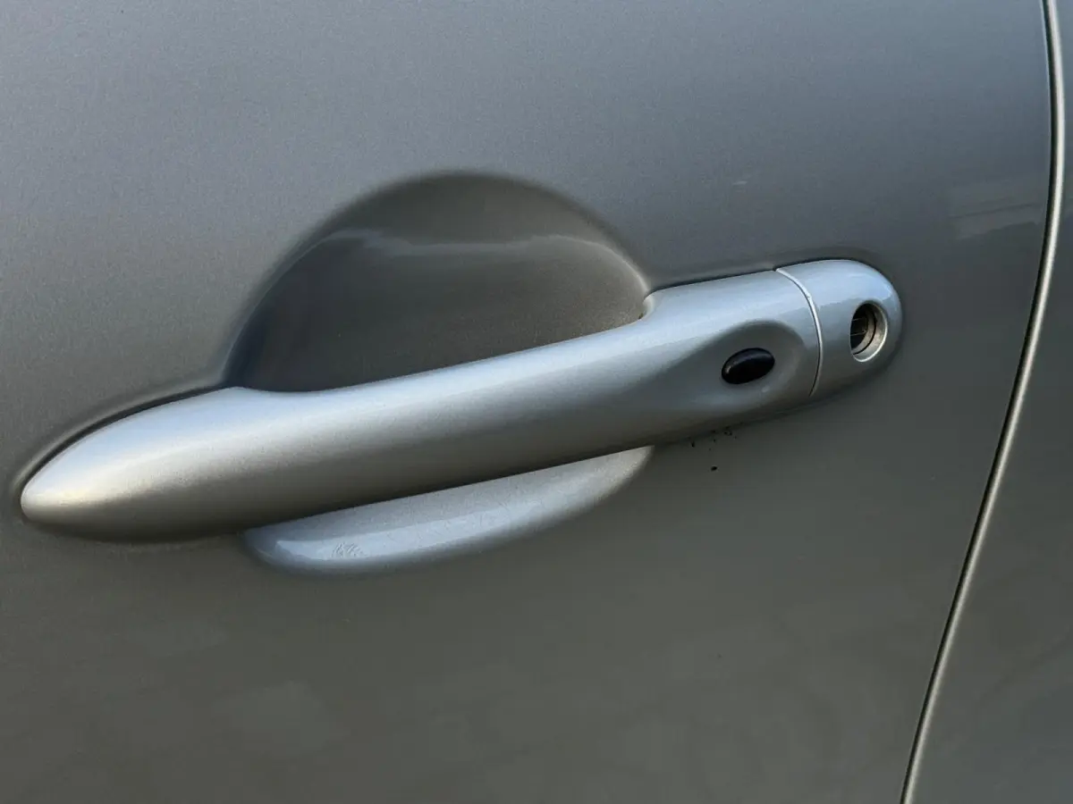 1.3 TCe Intens | Winterset + Zomerset | Trekhaak | Automaat | Camera | Keyless | LED | Dodehoek | Bluetooth | Navi | Lichtmetalen Velgen | 1 Jaar Bovag Garantie |