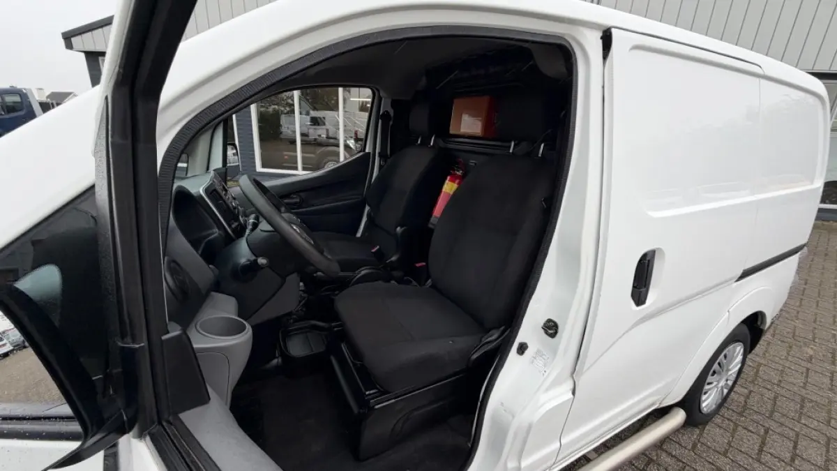 E-nv200 ZERO EMISSIE 40KWH 80KW 120PK SOH 85% AIRCO/CAMERA/ ORIGINEEL AUDIO/ 100% DEALERONDERHOUDEN