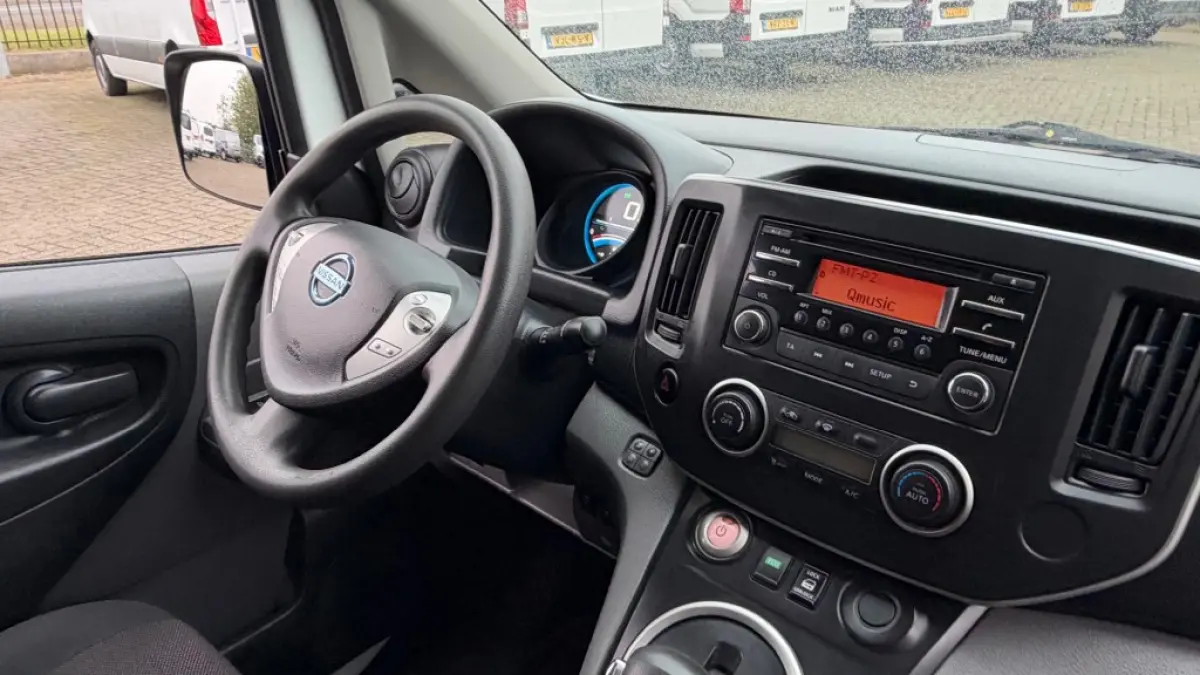 E-nv200 ZERO EMISSIE 40KWH 80KW 120PK SOH 85% AIRCO/CAMERA/ ORIGINEEL AUDIO/ 100% DEALERONDERHOUDEN