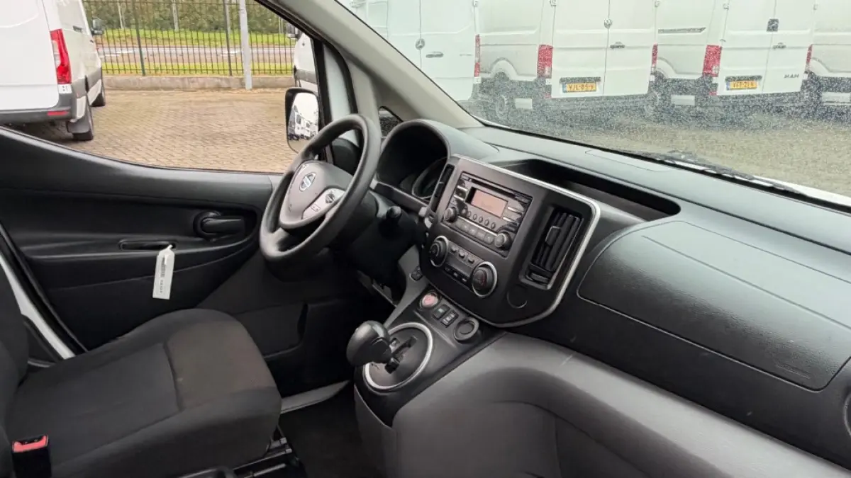 E-nv200 ZERO EMISSIE 40KWH 80KW 120PK SOH 85% AIRCO/CAMERA/ ORIGINEEL AUDIO/ 100% DEALERONDERHOUDEN