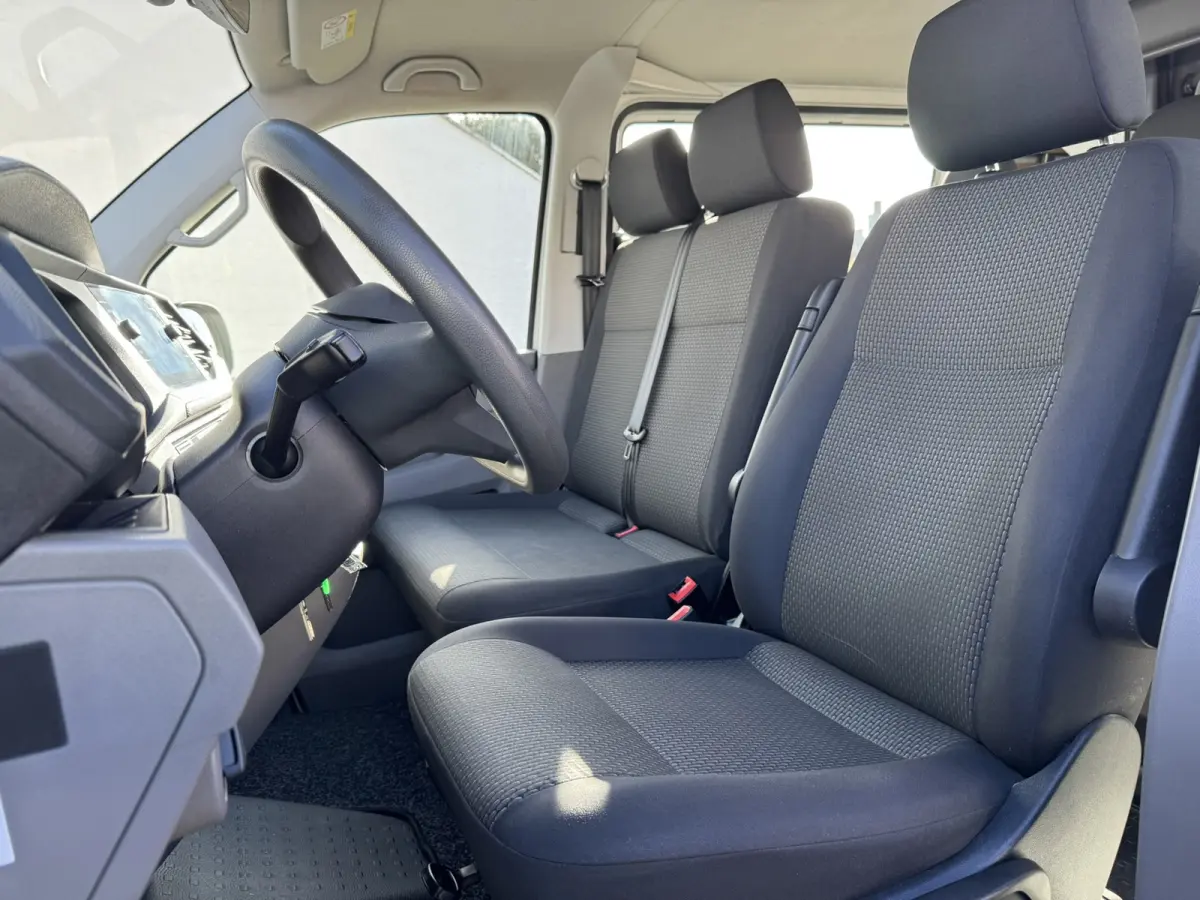 2.0 TDI L2H1 30 DC Highline Navi Airco Cruise Control Trekhaak Carplay All-Season Lat om Lat betimmert
