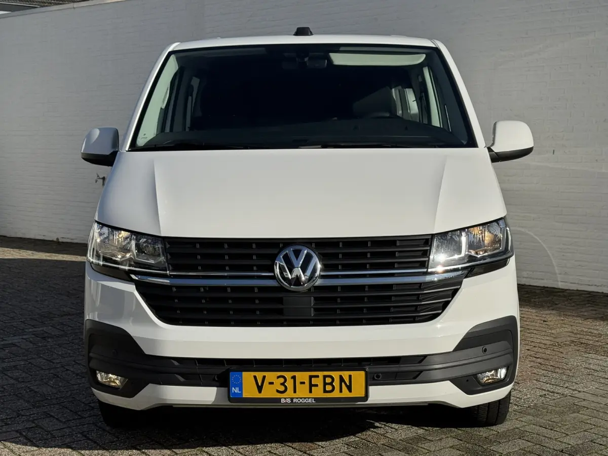 2.0 TDI L2H1 30 DC Highline Navi Airco Cruise Control Trekhaak Carplay All-Season Lat om Lat betimmert