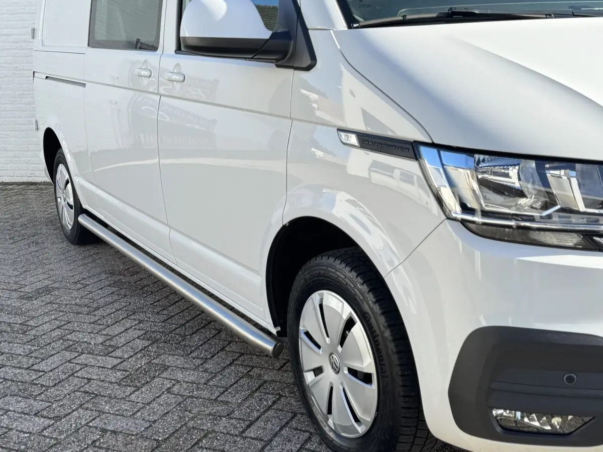 2.0 TDI L2H1 30 DC Highline Navi Airco Cruise Control Trekhaak Carplay All-Season Lat om Lat betimmert