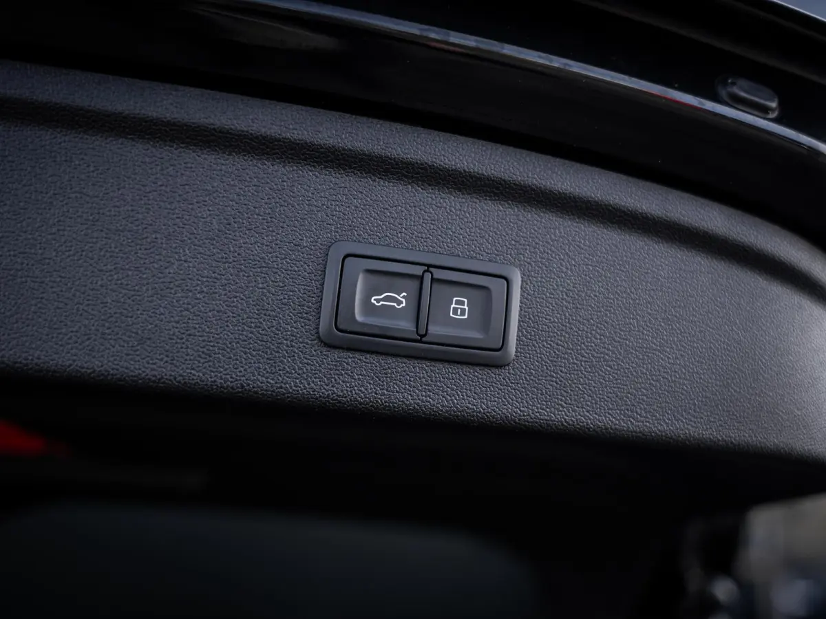 45 TFSI e S edition Competition 3x S-Line - Matrix l B&O l ACC l Carplay