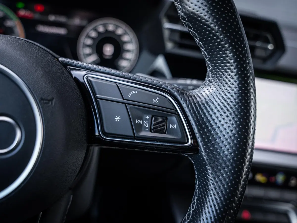 45 TFSI e S edition Competition 3x S-Line - Matrix l B&O l ACC l Carplay