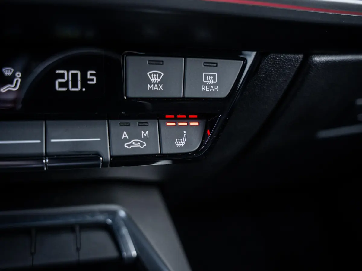 45 TFSI e S edition Competition 3x S-Line - Matrix l B&O l ACC l Carplay