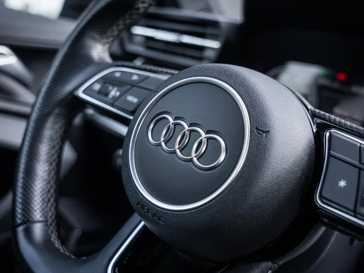 45 TFSI e S edition Competition 3x S-Line - Matrix l B&O l ACC l Carplay