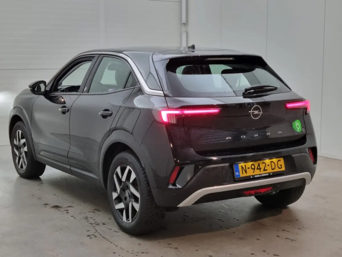 Business Elegance 50-kWh 11kw bl. | Fase 3 laden | Navigatie | Camera | Stoelverwarming | Apple carplay | All season | 40.000km |
