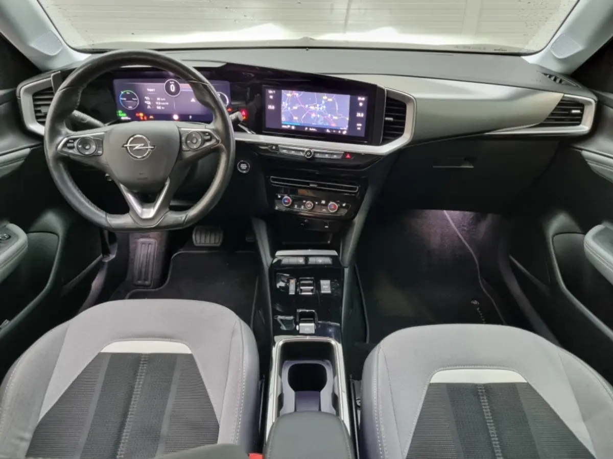 Business Elegance 50-kWh 11kw bl. | Fase 3 laden | Navigatie | Camera | Stoelverwarming | Apple carplay | All season | 40.000km |