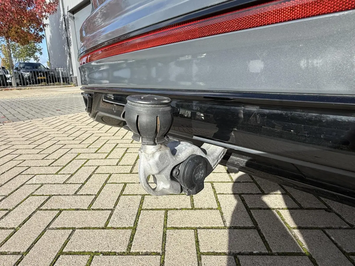 1.4 eHybrid R-Line Business+|Pano|Trekhaak