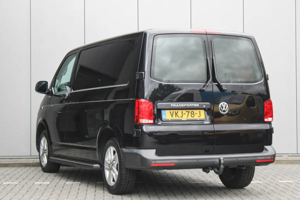 2.0 TDI 150pk DSG L1H1 28 | Trekhaak | Camera | Navigatie | App Connect
