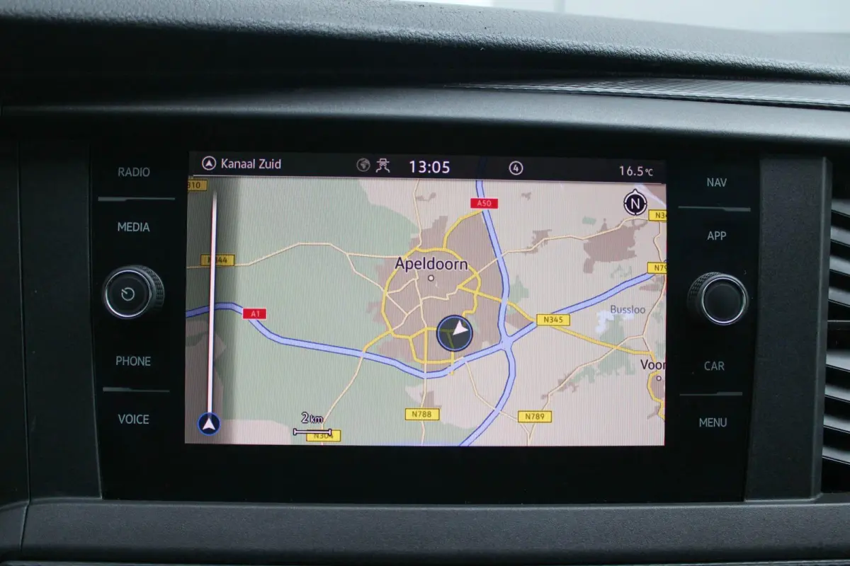 2.0 TDI 150pk DSG L1H1 28 | Trekhaak | Camera | Navigatie | App Connect