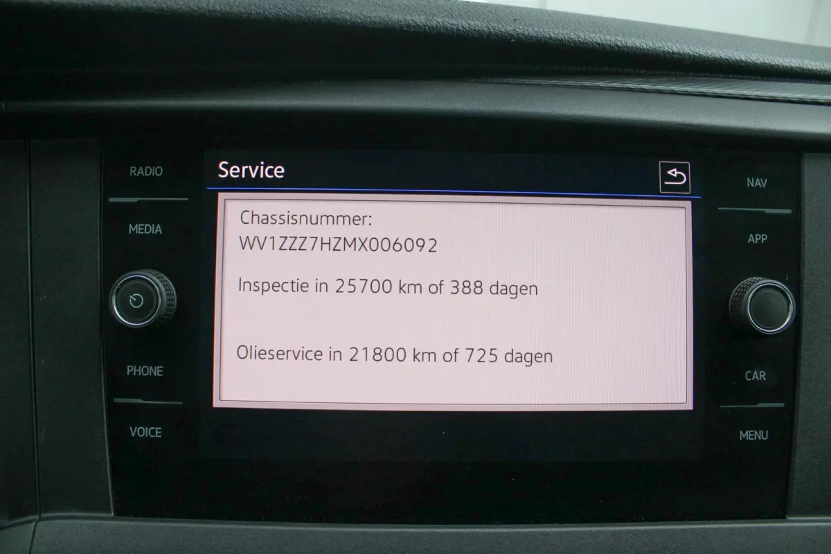 2.0 TDI 150pk DSG L1H1 28 | Trekhaak | Camera | Navigatie | App Connect