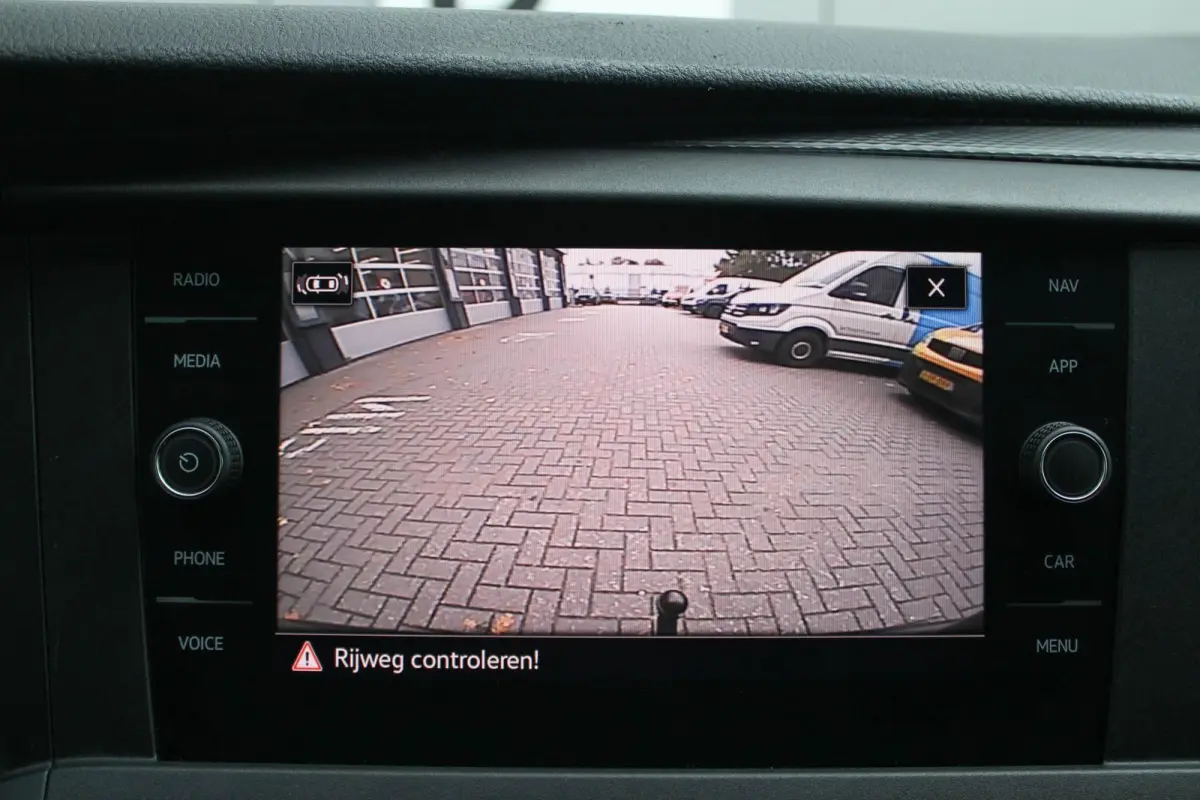 2.0 TDI 150pk DSG L1H1 28 | Trekhaak | Camera | Navigatie | App Connect