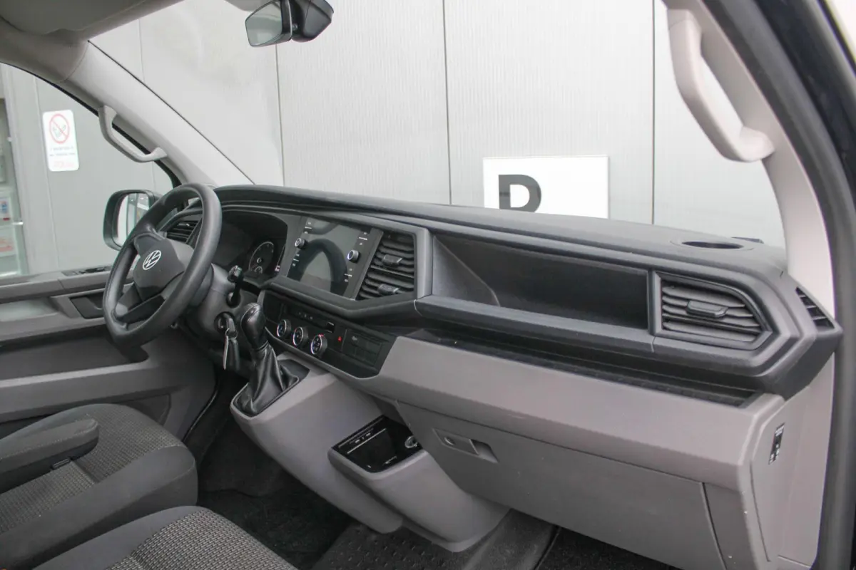 2.0 TDI 150pk DSG L1H1 28 | Trekhaak | Camera | Navigatie | App Connect