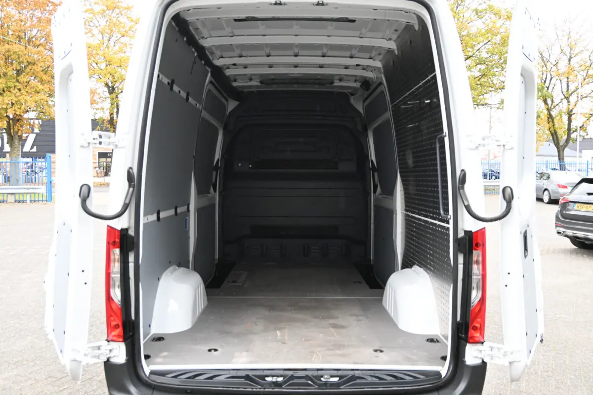 317 CDI L2H2 3500 KG trekhaak, 2 Schuifdeuren, Distronic