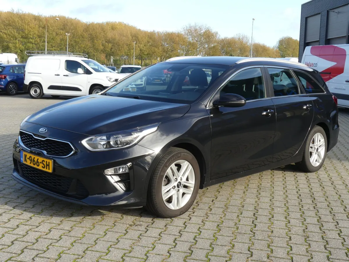 1.0 T-GDi DynamicLine / Carplay / DAB+