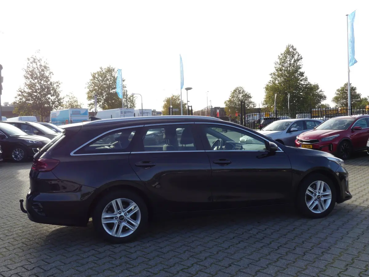 1.0 T-GDi DynamicLine / Carplay / DAB+