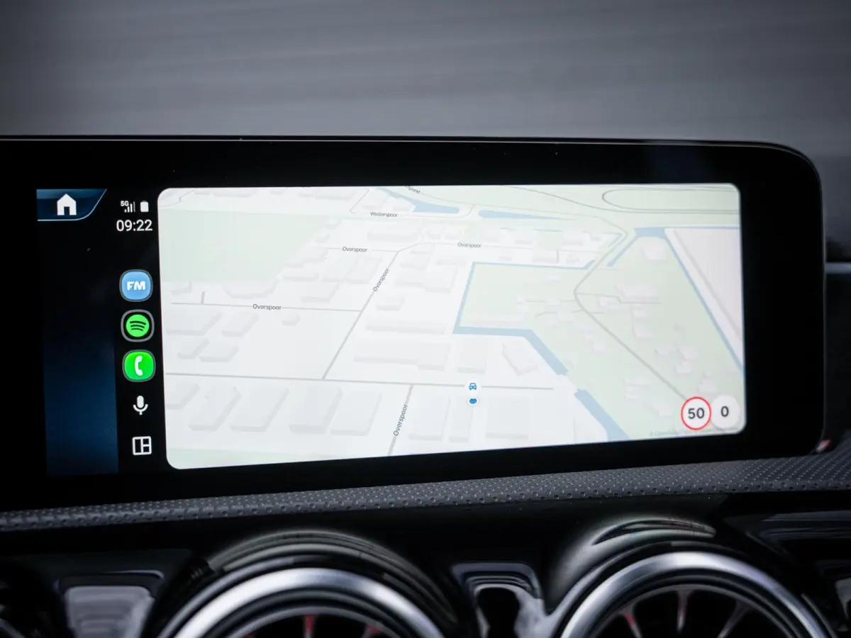 A250 e Business Solution AMG - Pano l ACC l Sfeerverl. l Keyless