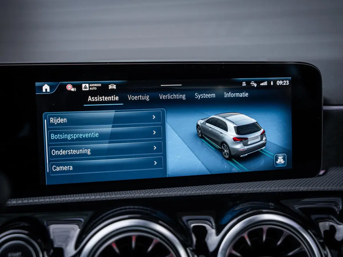 A250 e Business Solution AMG - Pano l ACC l Sfeerverl. l Keyless