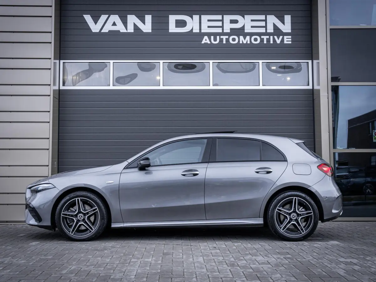 A250 e Business Solution AMG - Pano l ACC l Sfeerverl. l Keyless