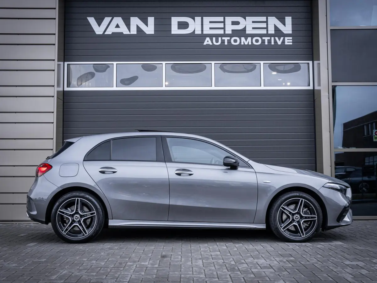 A250 e Business Solution AMG - Pano l ACC l Sfeerverl. l Keyless