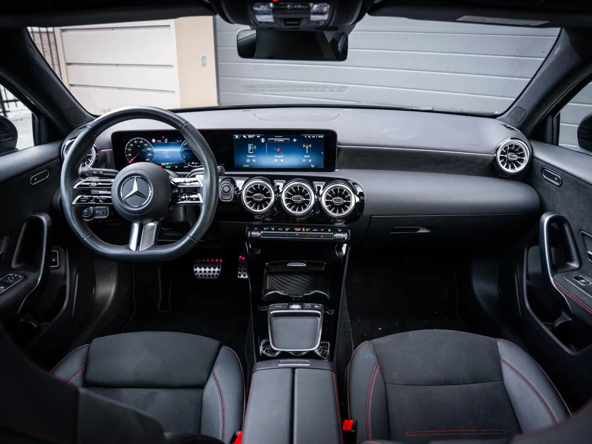 A250 e Business Solution AMG - Pano l ACC l Sfeerverl. l Keyless