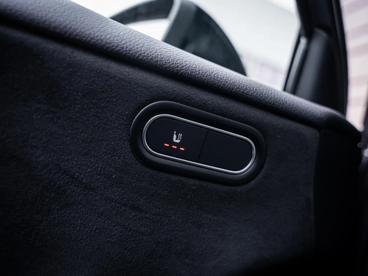 A250 e Business Solution AMG - Pano l ACC l Sfeerverl. l Keyless