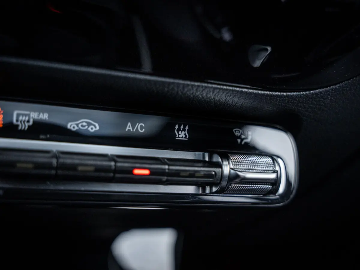 A250 e Business Solution AMG - Pano l ACC l Sfeerverl. l Keyless