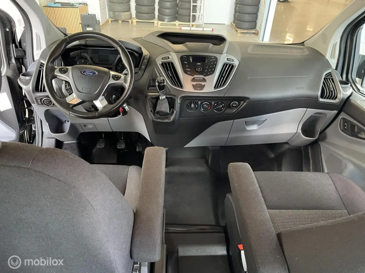 270 2.0 TDCI L1H2 Ambiente rolstoelbus