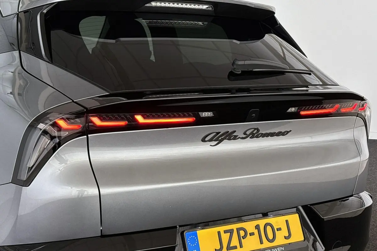 1.2 Turbo Hybrid Ibrida Ti Stoelverwarming Massage Keyless LED