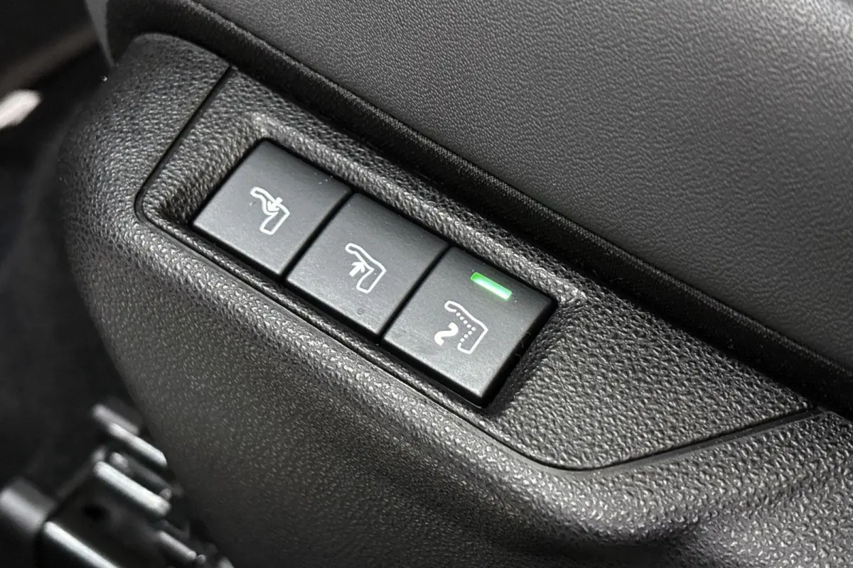 1.2 Turbo Hybrid Ibrida Ti Stoelverwarming Massage Keyless LED