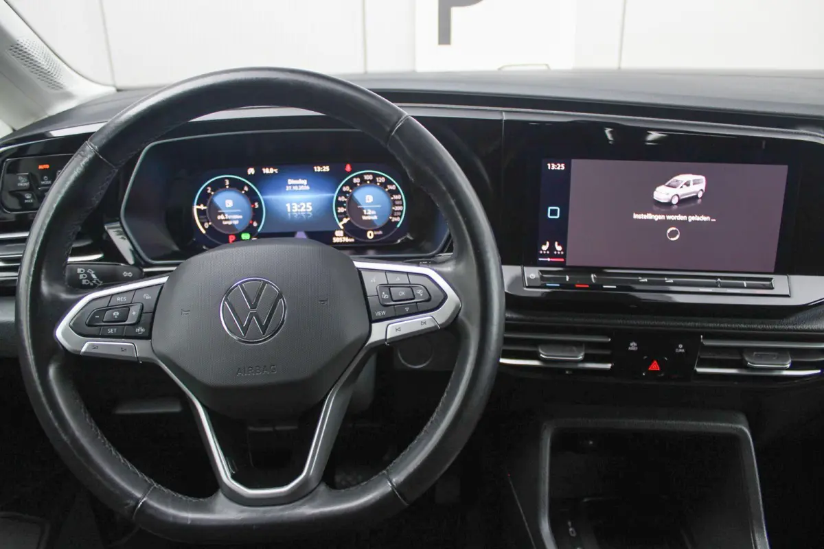 2.0 TDI 122pk DSG Exclusive | Winter Pakket | LED | Navigatie | Trekhaak | App Connect | 2x Schuifdeur