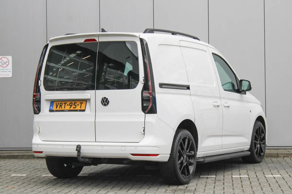2.0 TDI 122pk DSG Exclusive | Winter Pakket | LED | Navigatie | Trekhaak | App Connect | 2x Schuifdeur