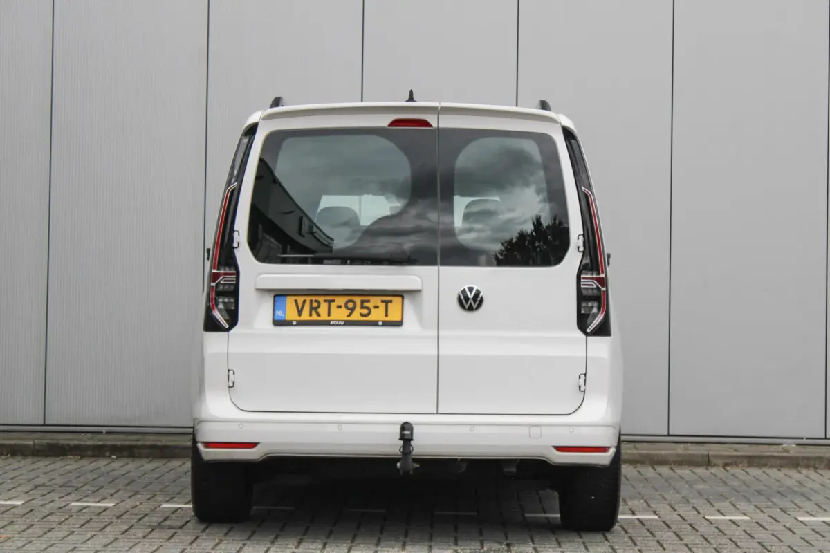 2.0 TDI 122pk DSG Exclusive | Winter Pakket | LED | Navigatie | Trekhaak | App Connect | 2x Schuifdeur
