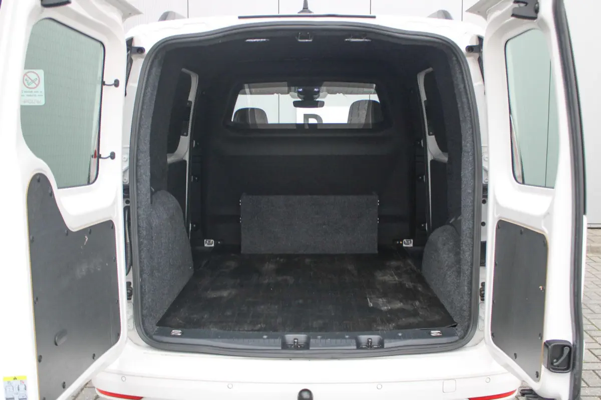 2.0 TDI 122pk DSG Exclusive | Winter Pakket | LED | Navigatie | Trekhaak | App Connect | 2x Schuifdeur