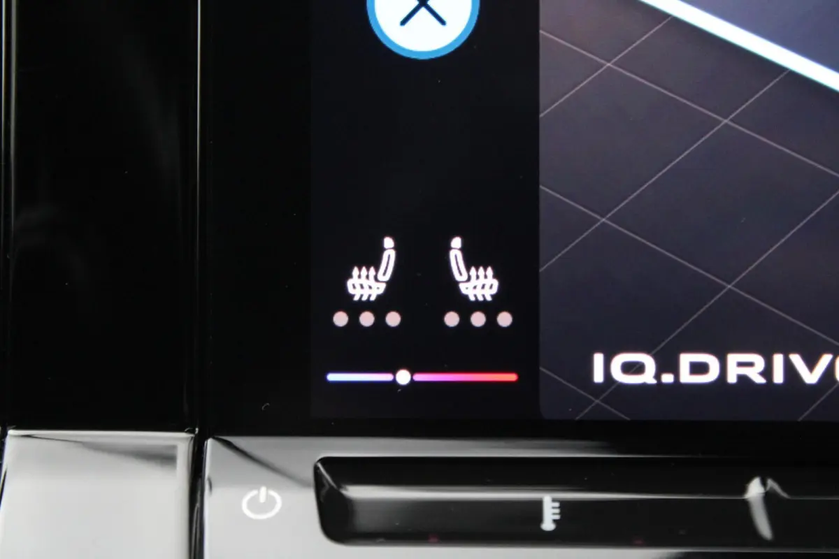 2.0 TDI 122pk DSG Exclusive | Winter Pakket | LED | Navigatie | Trekhaak | App Connect | 2x Schuifdeur