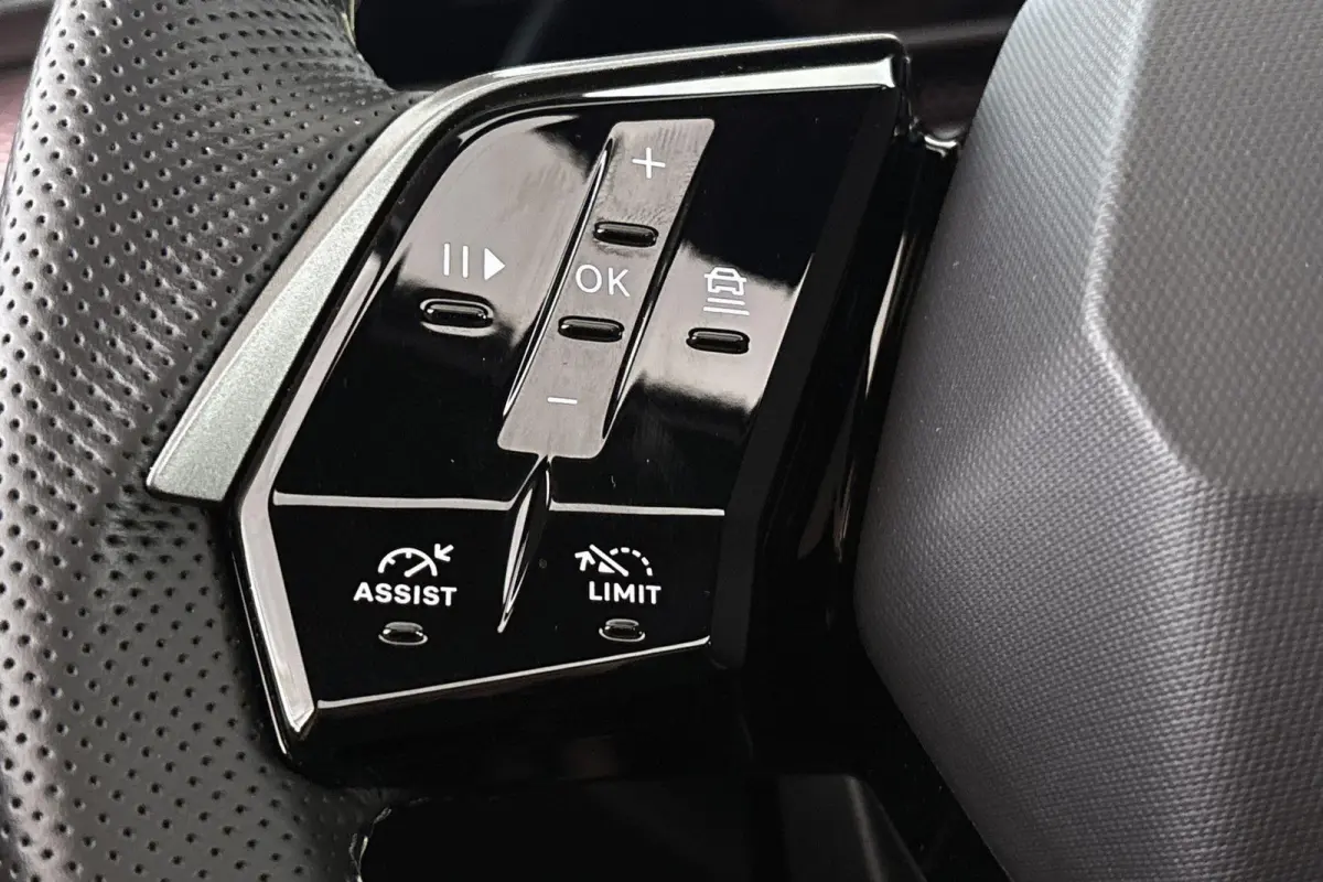 Launch Edition Dual Motor 73 kWh 7p Panoramadak 360-Camera Stuur-Stoelverwarming 20"