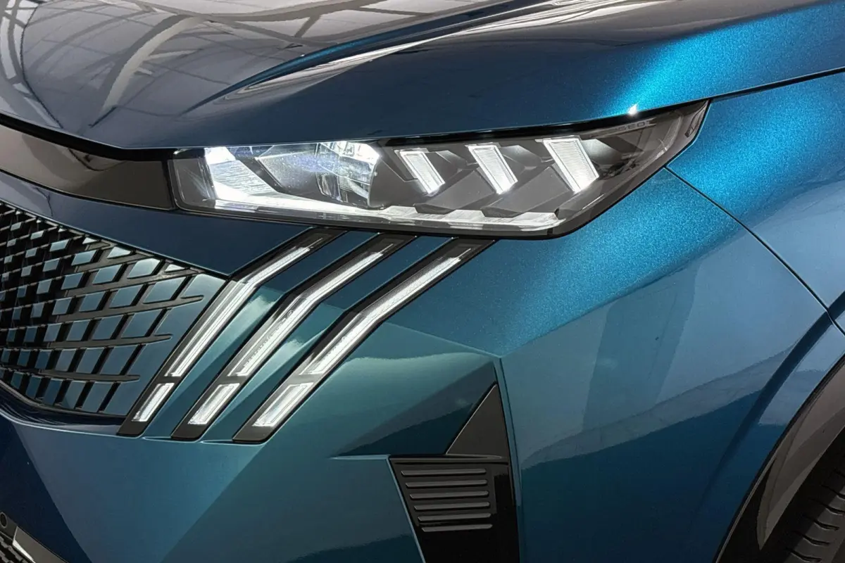 Launch Edition Dual Motor 73 kWh 7p Panoramadak 360-Camera Stuur-Stoelverwarming 20"