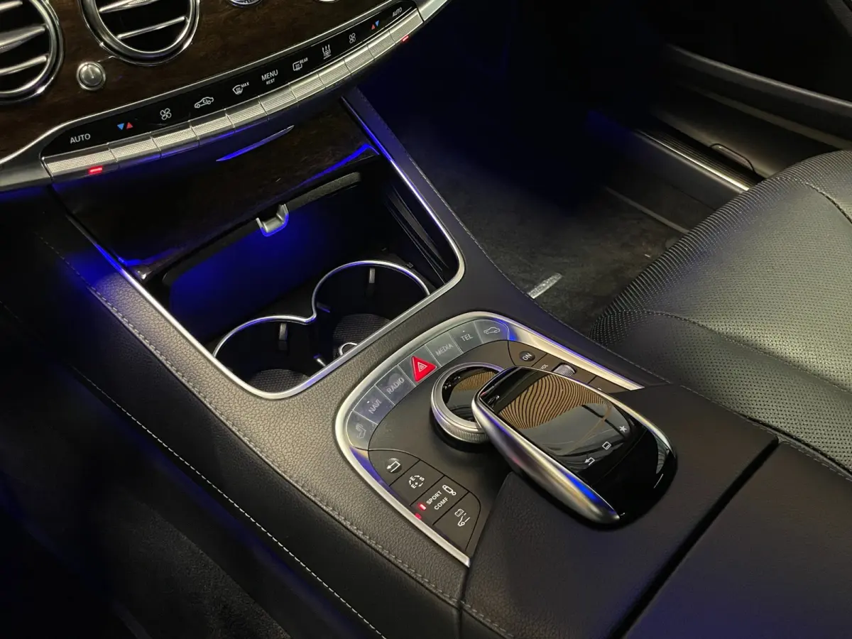 500 PLUG-IN HYBRID Lang Prestige Plus|ACC|LEDER|MASSAGE|MEMORY|STOELVERW|STOELVENT|SFEERVERLICHTING|CAMERA