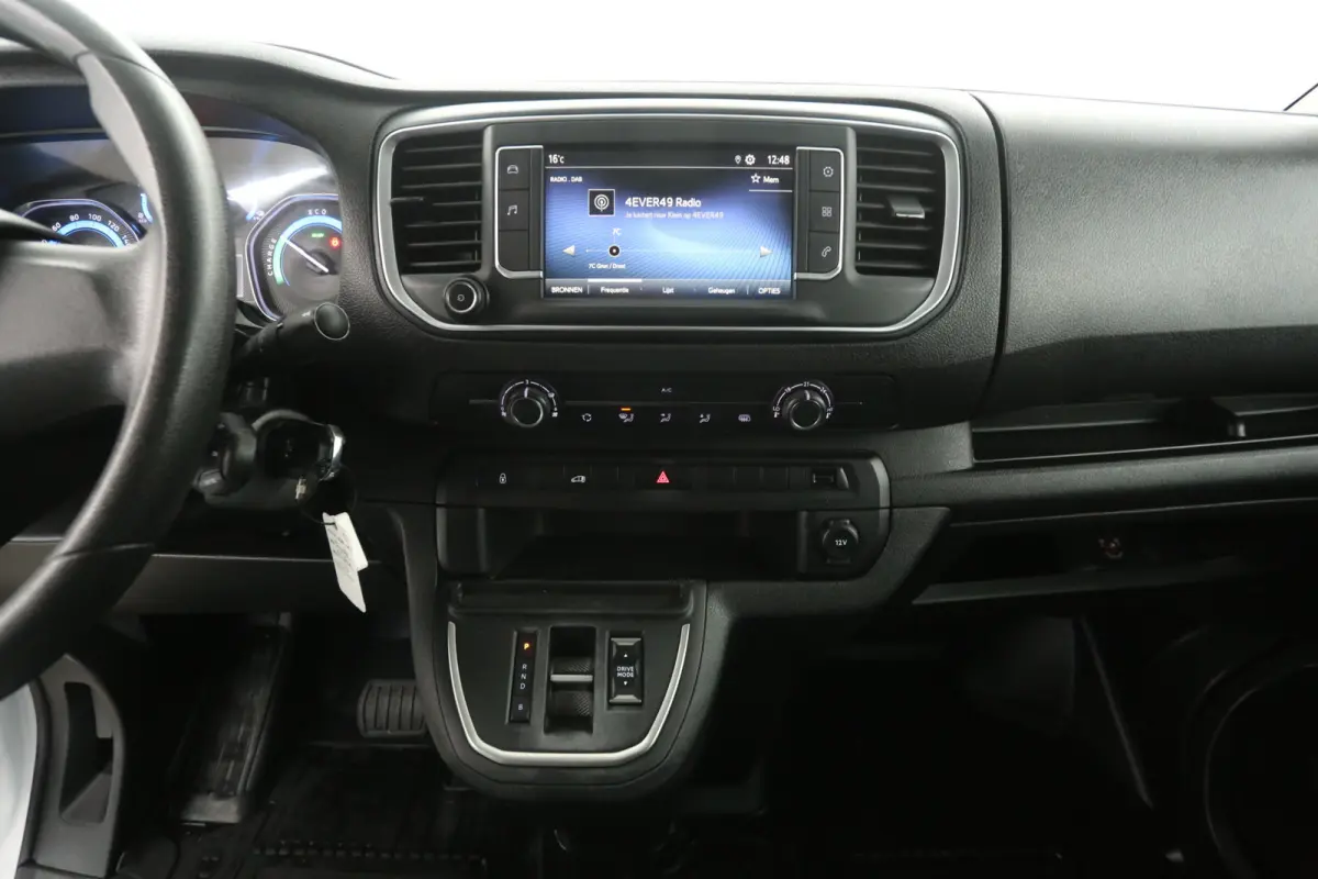 Electric 75 kWh L2H1 Range | Snelladen | SOH 98% | Airco | Cruise | 3 Zits | Carplay | Parkeersens.
