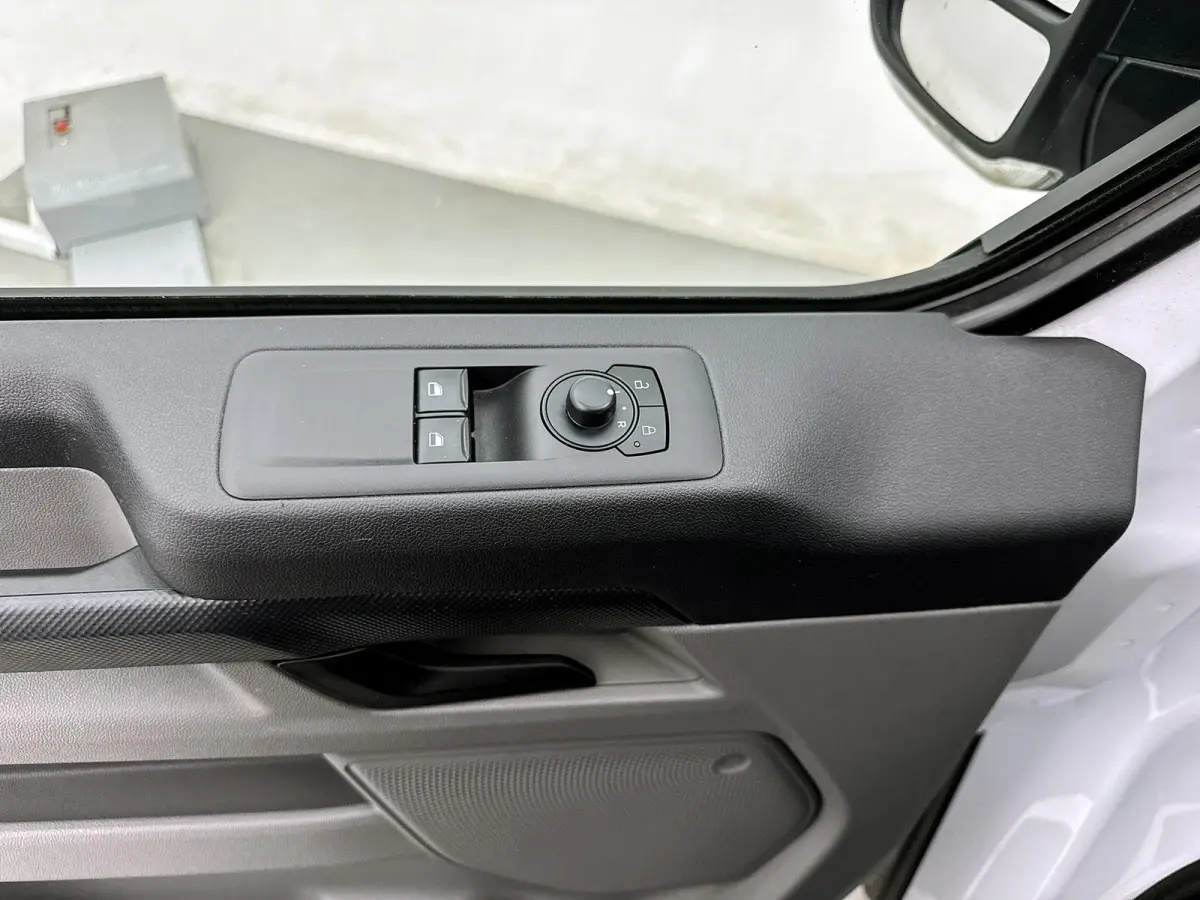 300 2.0 TDCI L2H1 Trend 136pk Camera Cruise control Carplay